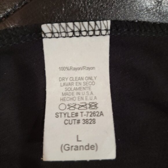 Women Black V-Neck Short Sleeve Top A-Line Knit Shimmer Plunge Ruched Small NWOT - Picture 10 of 10